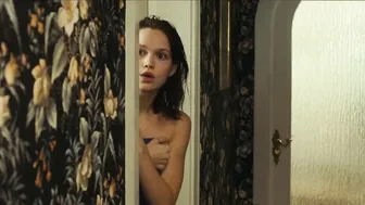 Emilia Schüle - Die Vergesslichkeit der Eichhörnchen (2020)