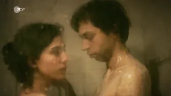 Naomi Achternbusch, Clara Schramm - Blind & Hasslich (2017)