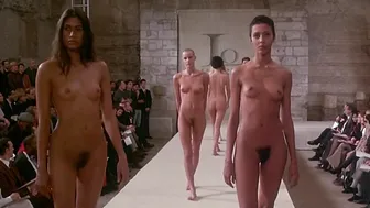 Eve Salvail, Georgianna Robertson, Rossy De Palma, Tara Leon, Ute Lemper - Ready to Wear (1994)