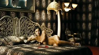 Flora Martinez – Canciones de amor en Lolita’s Club (2007)