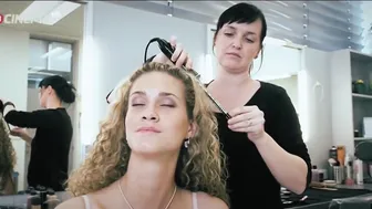 Katerina Sedlakova, Ester Janeckova - Ulovit miliardare (2009)