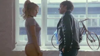 Yuliya Mayarchuk, Francesca Nunzi, etc – Cheeky (2000)