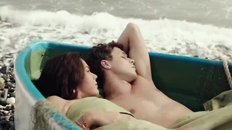 Ekaterina Stulova, Anfisa Chernykh, etc - Mezhdu nami leto (2024)