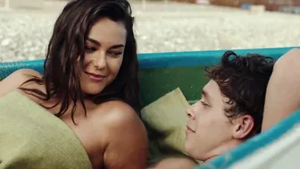 Ekaterina Stulova, Anfisa Chernykh, etc - Mezhdu nami leto (2024)