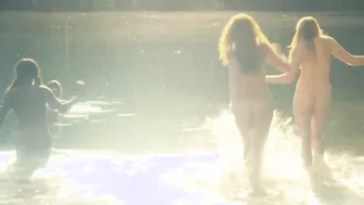 Esther Lubadika, Celeste Buckingham, Stepanka Fingerhutova - Bajkeri (2017)