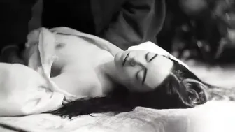 Emma Stone - Poor Things (2023)