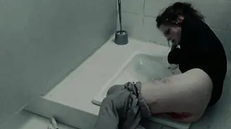 Jennifer Ulrich – Diaz Don’t Clean Up This Blood (2012)