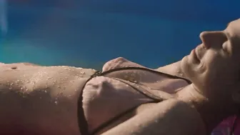 Rafaela Mandelli - Intimidade Entre Estranhos (2018)