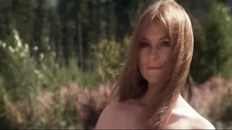Isabelle Huppert – Heaven’s Gate (1980)