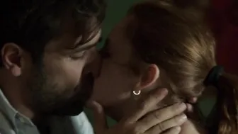 Roisnn O'Donovan, Valentina Cervi - Vivere (2019)