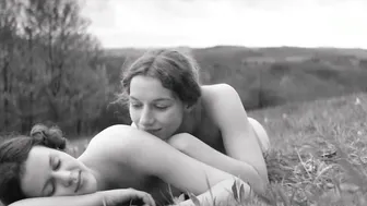 Antonia Bill, Philine Lembeck - Die andere Heimat - Chronik einer Sehnsucht (2013)