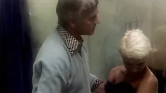 Solo cuando deseo (1977)