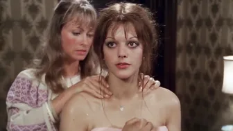 I corpi presentano tracce di violenza carnale (1973)