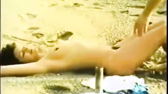 Diestrammenes ya ola ta gousta (1986)