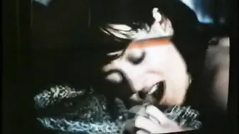 Fantasmes pornos d'une novice en chaleur (1985)