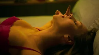 Ester Exposito - Elite Short Stories Carla Samuel s01e02-03 (2021)