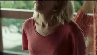 Marina Fois - La Salamandre (The Salamander) (2021)