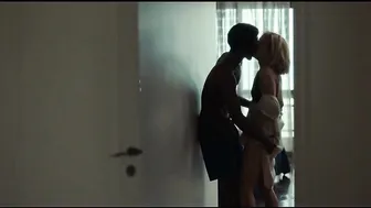 Marina Fois - La Salamandre (The Salamander) (2021)