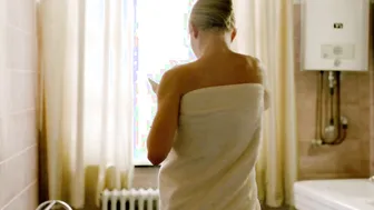 Sandra Huller – Brownian Movement (2010)