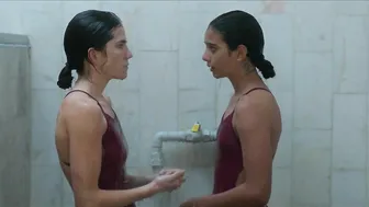 Karla Souza, Dèja Ebergenyi - Dive (La Caída) (2022)