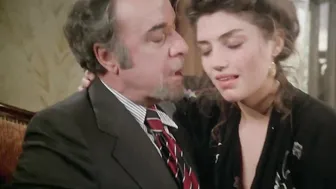 Carole Bouquet, Angela Molina - Cet obscur objet du desir (1977)