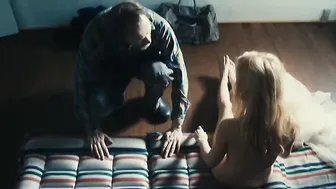 Julie Zangenberg – Vicevaerten (2012)