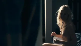 Julie Zangenberg – Vicevaerten (2012)