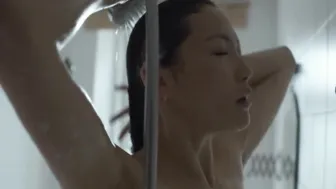 Catrina Stemmer, Uisenma Borchu – Schau mich nicht so an (2015)