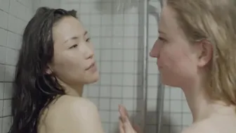 Catrina Stemmer, Uisenma Borchu – Schau mich nicht so an (2015)