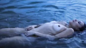 Juliane Elting, Morena Nascimento - Ventura (2012)