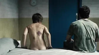 Marta Etura, Eva Pallares - Azuloscurocasinegro (2006)