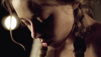 Rina Grishina, Anna Donchenko, Natalya Burmistrova - Igry detey vzroslogo vozrasta (2011)