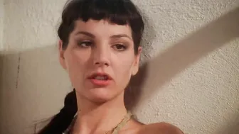 Tinì Cansino, Valentina Visconti, Rena Niehaus - Arabella Black Angel (1989)