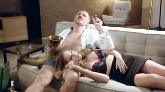 Charlotte Stoiber - Willkommen zu Hause s01e03-04 (2019)