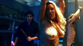 Julie Burrise, Anna Sophia Moad, Kristina Korsholm, Marianne Bourg, Nadine Emrich, Reesa Ishiyama, Erin Marie Hogan, Farah Jaffrey, Tori Griffith, Katarina Leigh Waters - Lion Girl (2023)