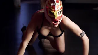 Alice Bellagamba, Chiara Bassermann - Badbarbies (2014)