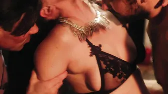 Kate Palmerston, Claudine Helen - Assistant (2021)