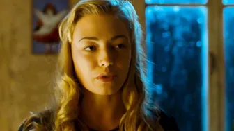 Oksana Akinshina – Hipsters (2008)