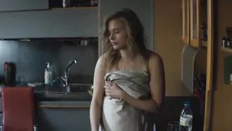 Aglaya Tarasova, Aleksandra Bortich, Elizaveta Kononova - Obychnaya zhenshchina s01e01-06 (2018)