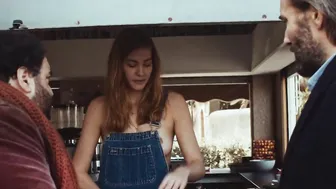 Camille Dugast, Manal Issa - Follia (2023)