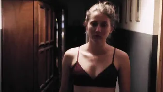 Giulia Goldammer, Anna Platen, Barbara Krzoska - Windstill (Turn of the Tide) (2021)