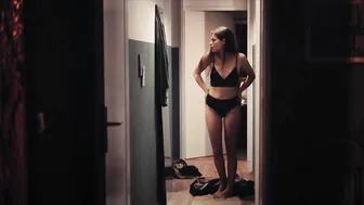 Giulia Goldammer, Anna Platen, Barbara Krzoska - Windstill (Turn of the Tide) (2021)