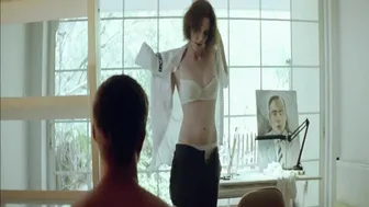 Anna Kalaitzidou, Angeliki Papoulia, Mary Tsoni, Michele Valley – Kynodontas (2009)