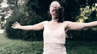 Sonja Gerhardt, Emilia Schule – Ku’damm 56 e01-03 (2016)