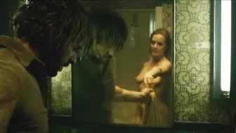 Julie LeBreton, Marie-Josee Godin - Cadavres (2009)