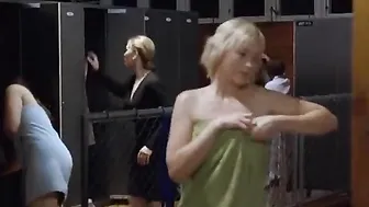 Outi Maenpaa, Ria Kataja - Musta jaa (2007)