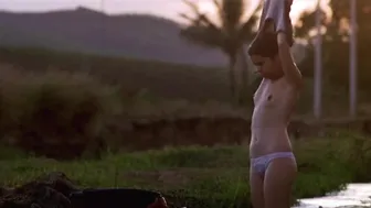 Mariah Teixeira, Hermila Guedes, Dira Paes, etc - Bog of Beasts (Baixio das Bestas) (2006)