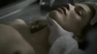 Claudia Abreu, Valentina Sampaio - Berenice Procura (2017)