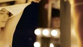 Claudia Abreu, Valentina Sampaio - Berenice Procura (2017)