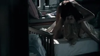 Laurence Hamelin, Lily Cole, Sarah Gadon - The Moth Diaries (2011)